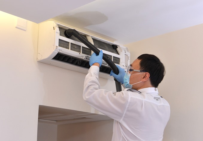 Máy lạnh LG báo lỗi chớp đèn 5 lần – Nguyên nhân, cách sửa 2 Vệ sinh và bảo dưỡng định kỳ