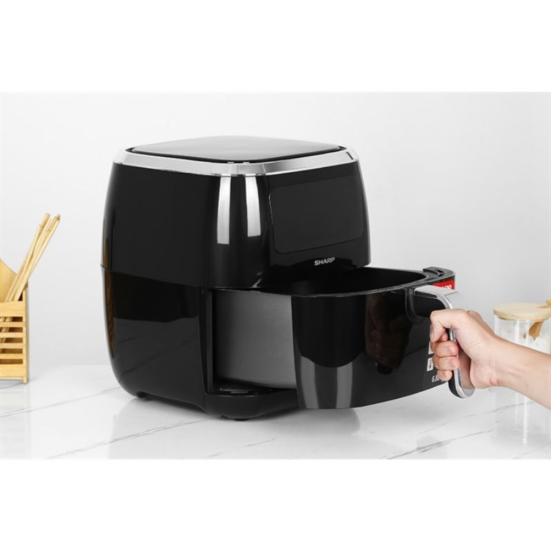 Hình ảnh Nồi chiên không dầu Sharp 6.8 lít KF-AF68EPV-BK Hình ảnh Nồi chiên không dầu Sharp 6.8 lít KF-AF68EPV-BK