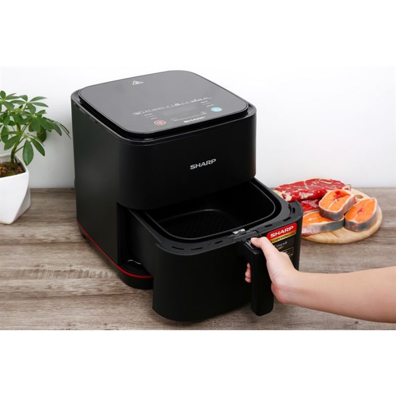 Hình ảnh Nồi chiên không dầu Sharp 7 lít KF-AF70EV-BK Hình ảnh Nồi chiên không dầu Sharp 7 lít KF-AF70EV-BK