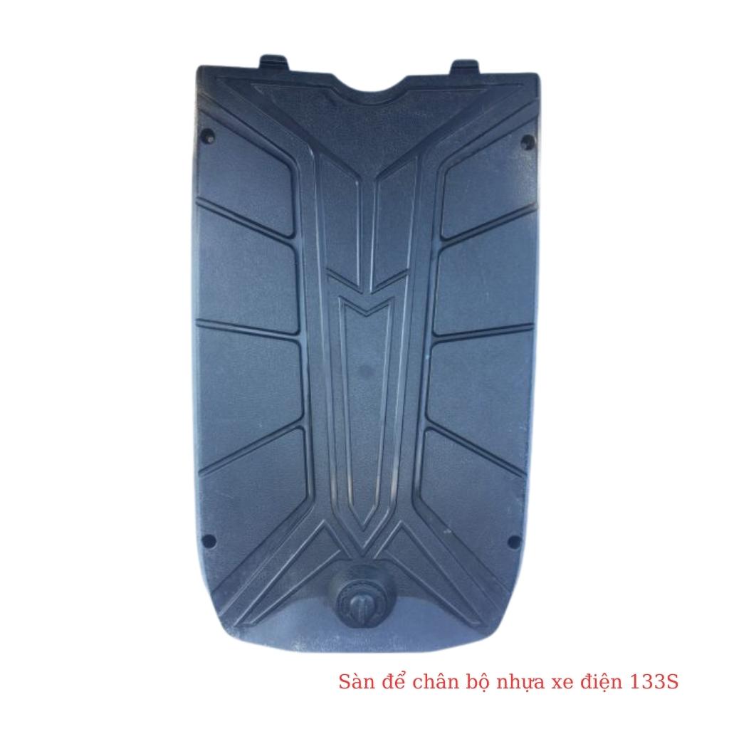 Sàn để chân bộ nhựa xe điện 133S 1 Sàn để chân bộ nhựa xe điện 133S