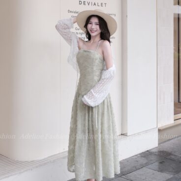 Adeline House - Váy 2 dây thêu hoa nổi dáng dài - TK 80