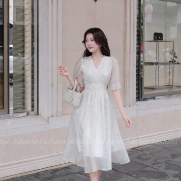 Adeline House - Váy cổ V tay lửng họa tiết hoa xinh xắn - TK 72