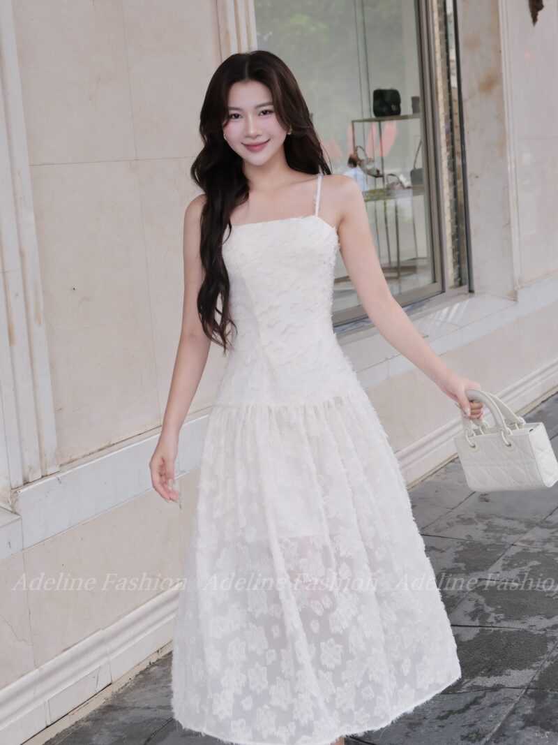 Alternative view of Adeline House - Váy Trắng Ren Tiểu Thư “Pure Grace”Elise Ruffle Midi Adeline Dress