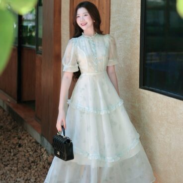 Adeline House - Đầm Voan Tiểu Thư Xanh Pastel