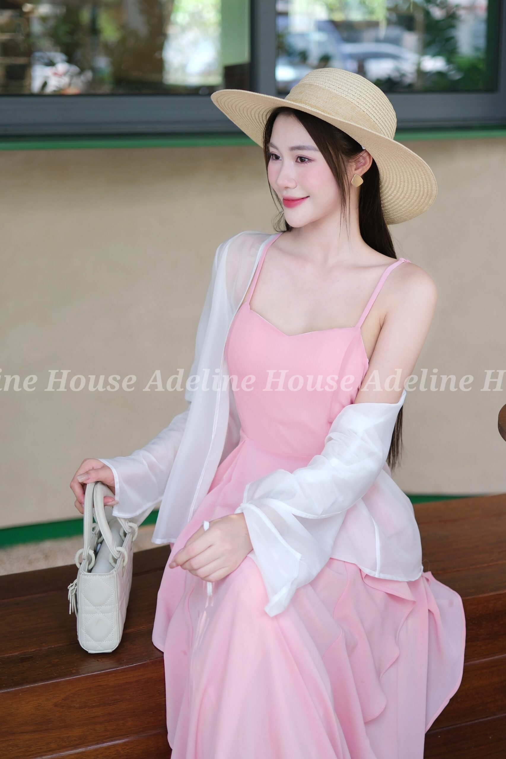 Adeline House - Đầm 2 dây nàng thơ – nhẹ nhàng nhưng cực kỳ nổi bật đầm