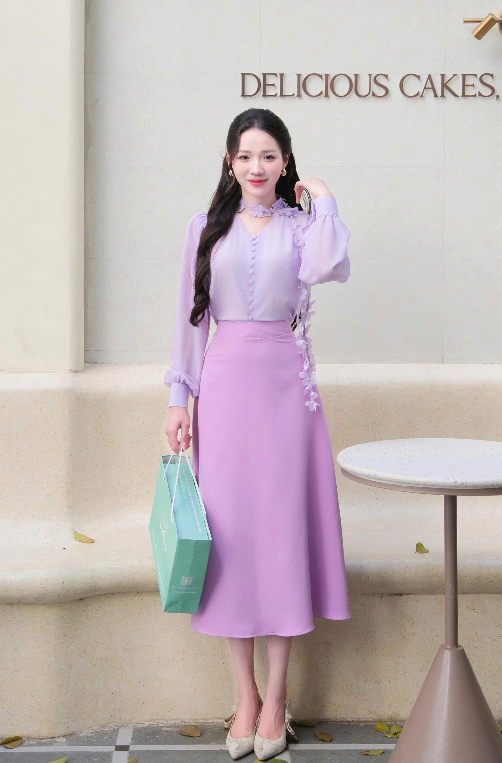 ADELINE HOUSE - Set Áo Hoa Chiffon & Chân Váy Midi Tím Pastel ADELINE HOUSE - Set Áo Hoa Chiffon & Chân Váy Midi Tím Pastel - Ảnh 5