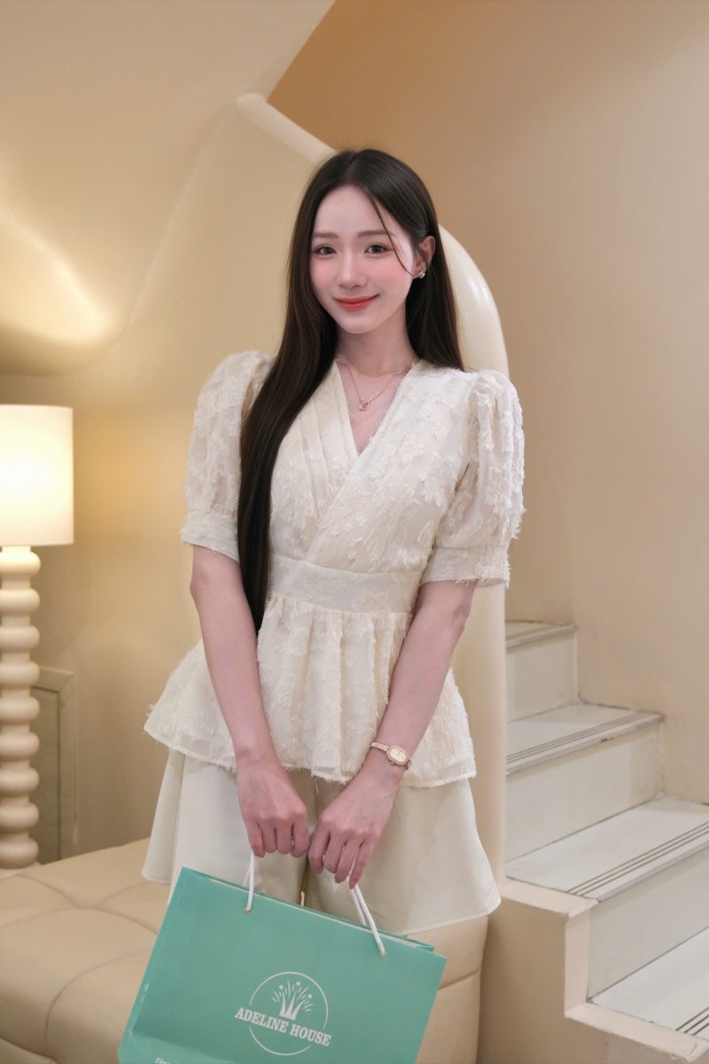 Adeline House - Sét Áo cổ tim cộc tay+ Quần short thanh lịch - TK190