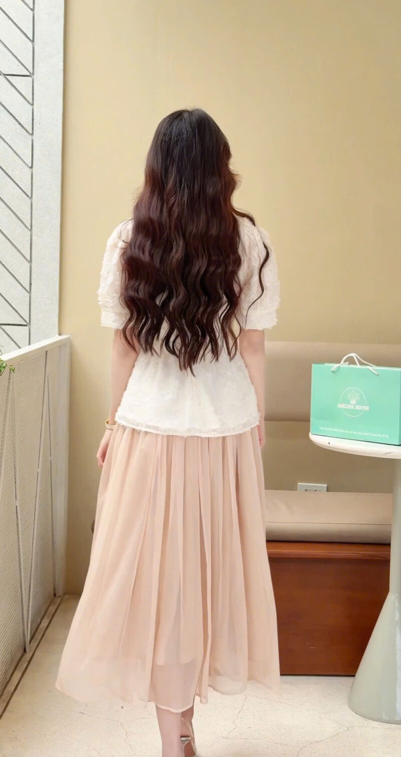 Alternative view of ADELINE HOUSE -  SET ÁO PEPLUM TIỂU THƯ  + CHÂN VÁY MAXI DÀI –  TK182.1+166.3