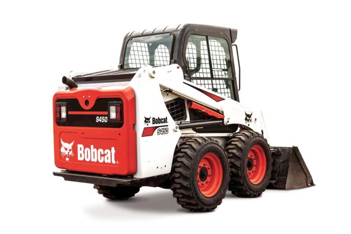 Bobcat S450 là dòng máy xúc trượt nhỏ gọn (Skid-Steer Loader) đến từ thương hiệu Bobcat – Hoa Kỳ, nổi bật với thiết kế linh hoạt, khả năng vận hành mạnh mẽ trong không gian hẹp và hiệu suất làm việc cao. Đây là lựa chọn lý tưởng cho các công trình đô thị, nhà xưởng, công trình dân dụng và công nghiệp có diện tích thi công hạn chế.