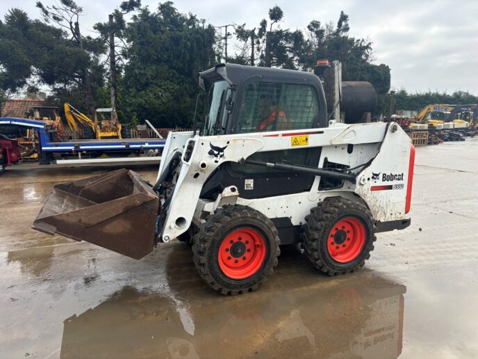 679cc011a47837fb61d4d7ae Bobcat S550 1