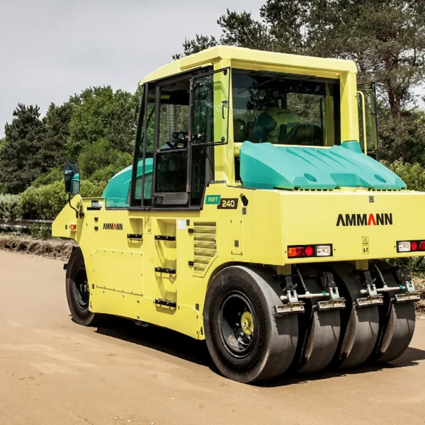 Xe Lu Lốp AP240