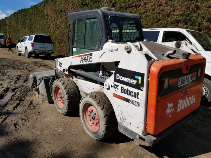 m000856 d132049 bobcat s550 6