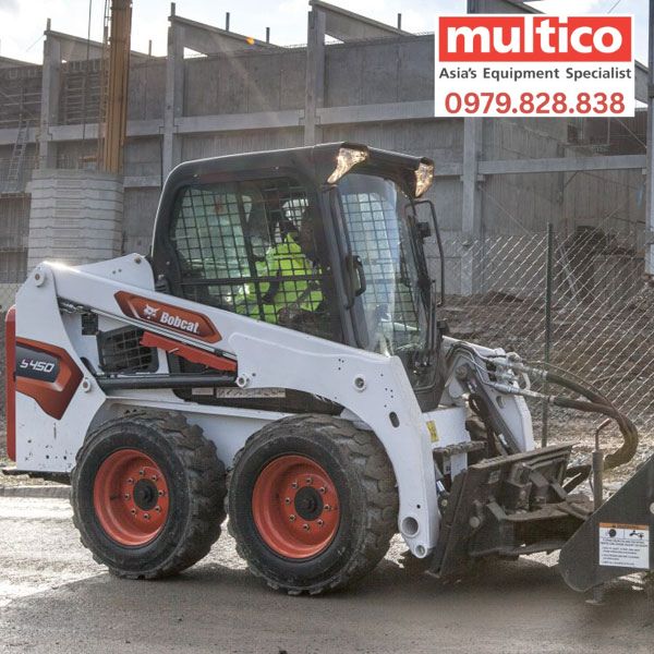 xuc lat bobcat S450 3
