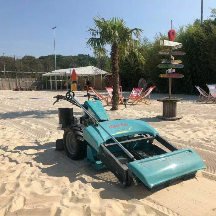 BeachTech Sweepy Hydro BeachClub Krefeld 2020 09 750x750 750x750 1 688x688 1