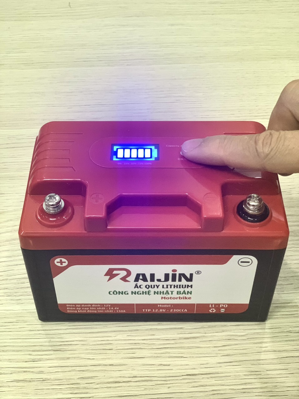 Ắc quy lithium cho xe phân khối lớn Sh350i và CB500 của Raijin 1 Ắc quy lithium cho xe phân khối lớn Sh350i và CB500 của Raijin