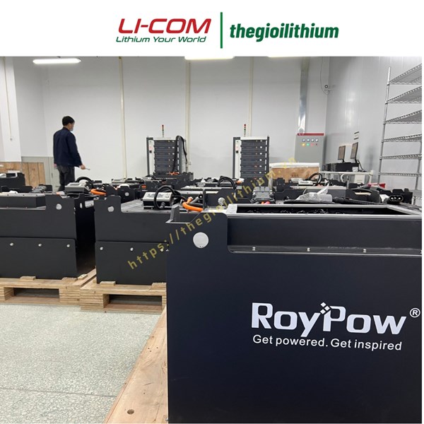 Pin lithium cho xe nâng của RoyPow 48V 420Ah F48420 1 Pin lithium cho xe nâng của RoyPow 48V 420Ah F48420