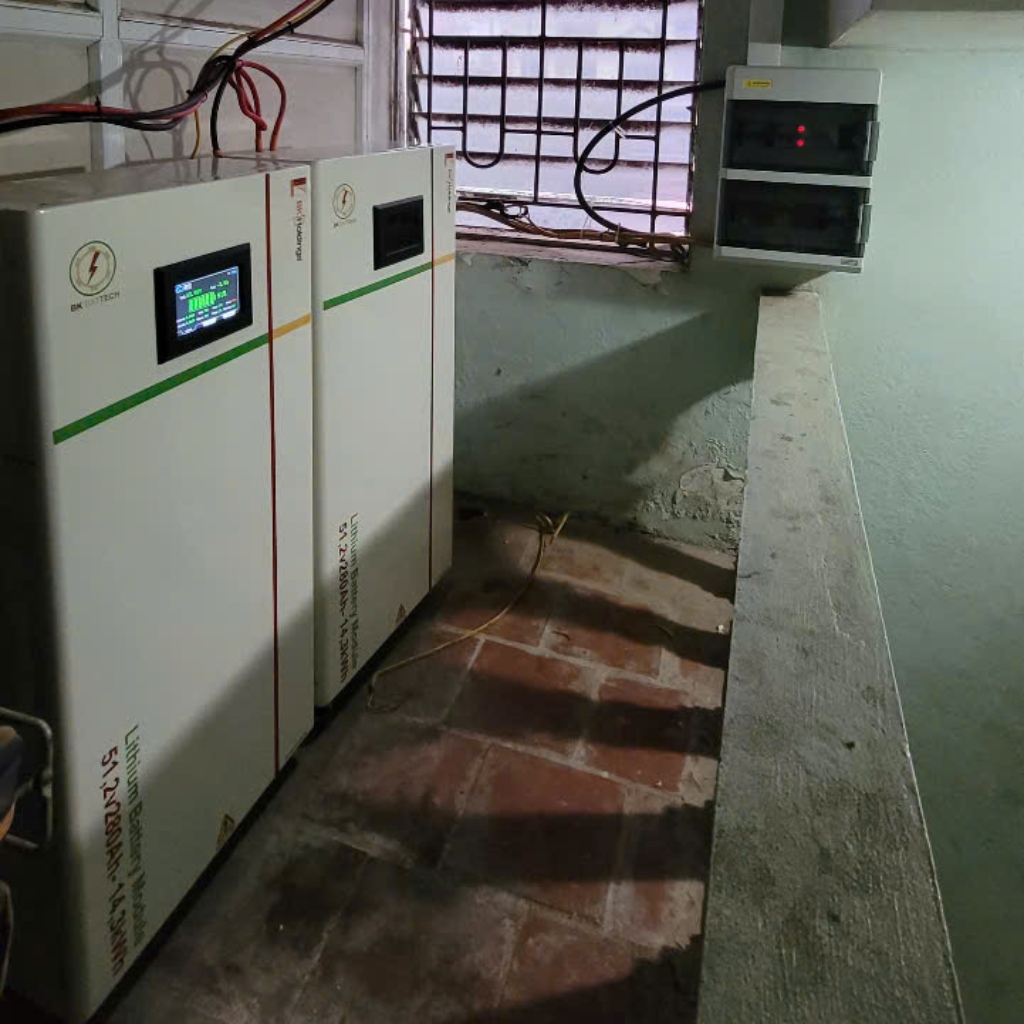 Pin lithium điện năng lượng mặt trời 51,2V 280Ah 15kW 3 Pin lithium điện năng lượng mặt trời 51,2V 280Ah 15kW - Ảnh 3