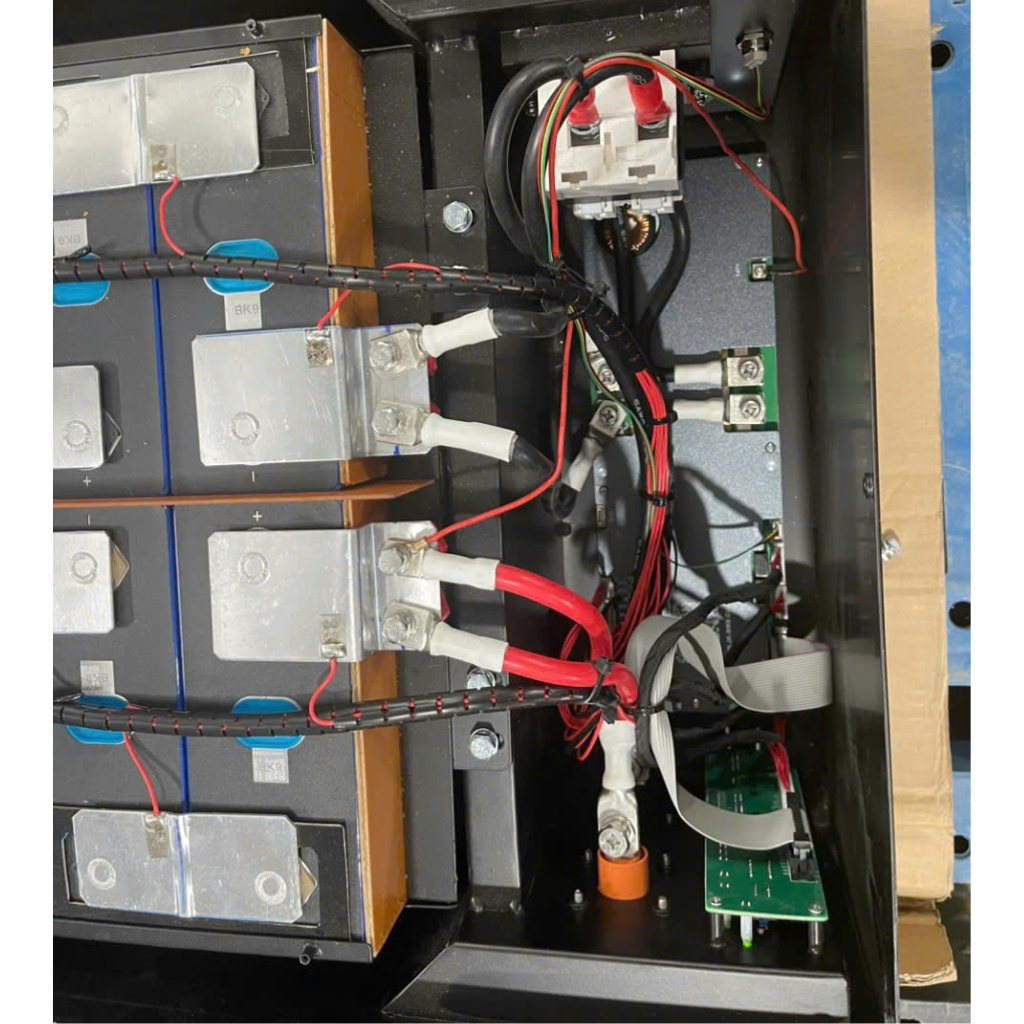 Pin lithium điện năng lượng mặt trời 51,2V 314Ah 16kW 9 Pin lithium điện năng lượng mặt trời 51,2V 314Ah 16kW - Ảnh 9