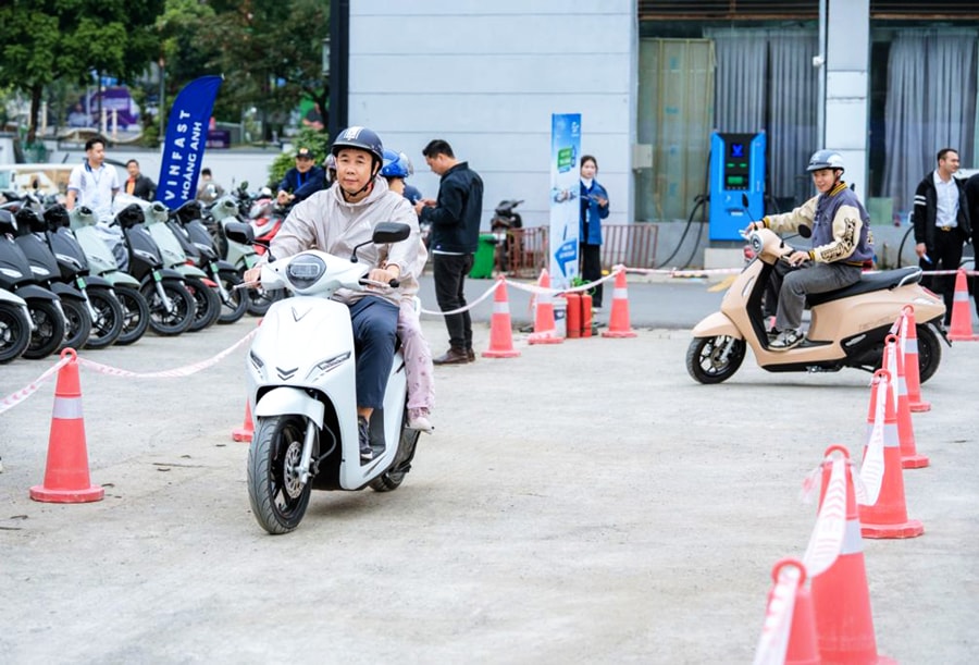 xe dien ha noi