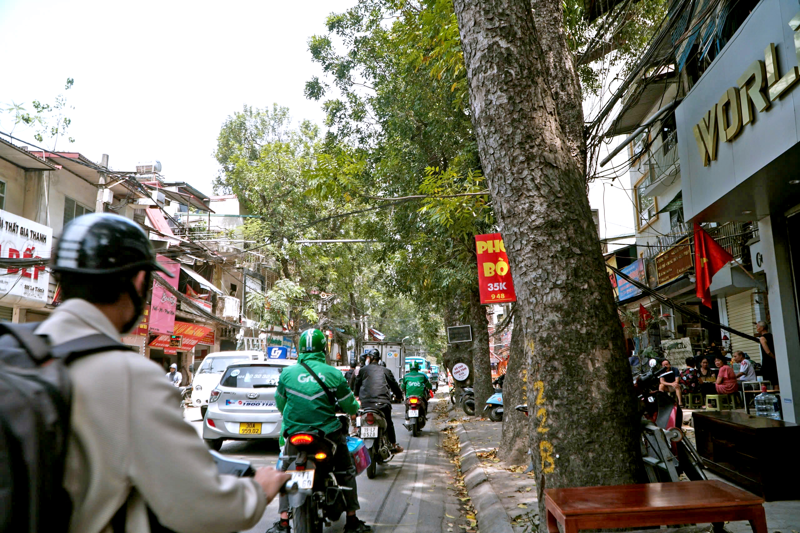 ha noi cam xe