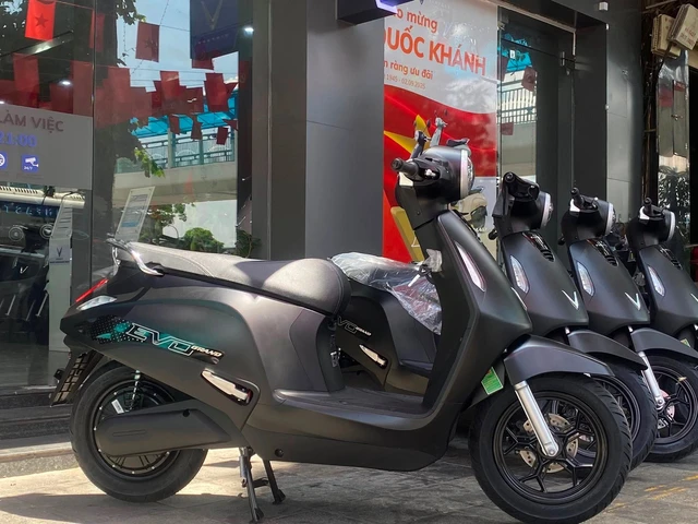 Bảng giá xe máy điện VinFast tháng 5/2026 mới nhất 1 vinfast evo grand