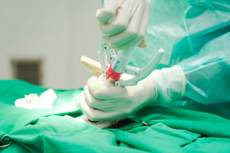 Máy Cắt Bao Quy Đầu Surkon