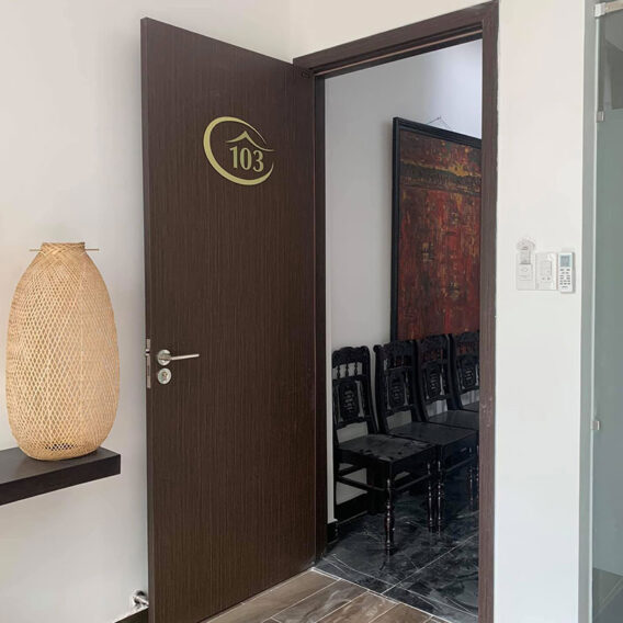 cửa thông phòng nhựa hàn quốc