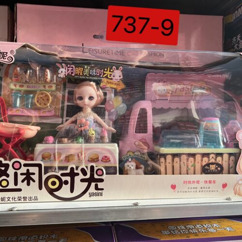Hộp búp bê 737-9