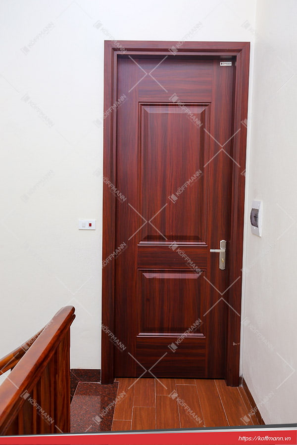 Cửa thép vân gỗ KG-1.06 5 công trình cửa thép vân gỗ KG-1.06