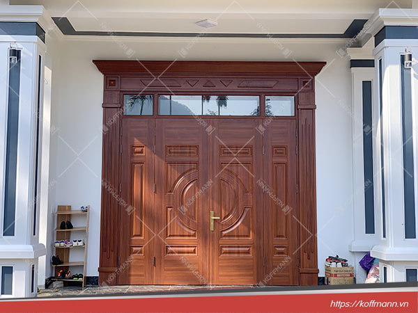 Cửa thép vân gỗ Luxury KL-41.01.03-4TK 8 công trình thực tế cửa thép vân gỗ Luxury KL-41.01.03-4TK