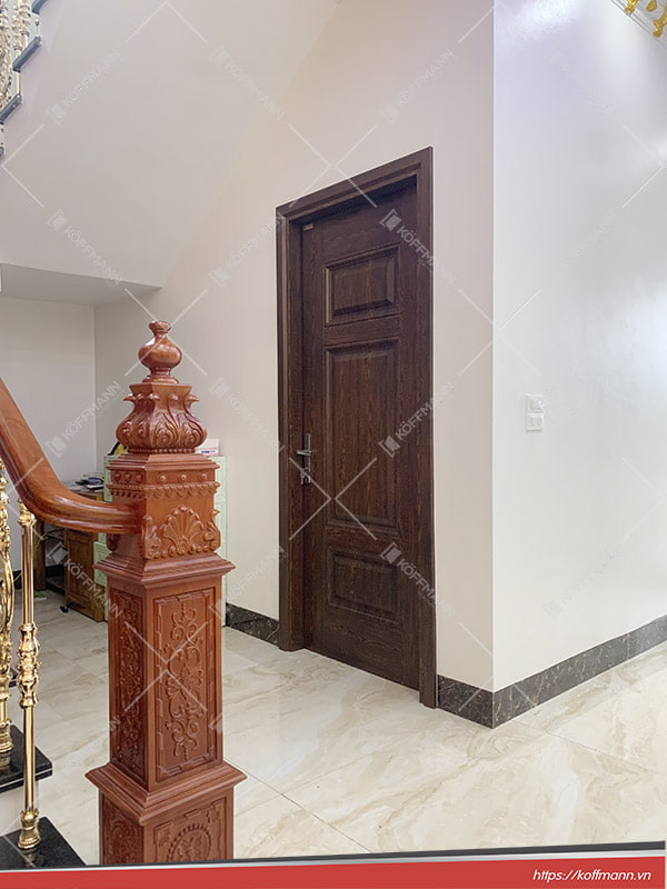 cửa thép vân gỗ KG-1.03 đẹp