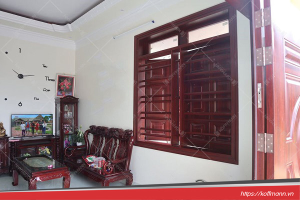 Cửa sổ thép vân gỗ KS-42.CS3-2TK 8 cửa sổ KS-41.CS1.K-2TK phòng khách