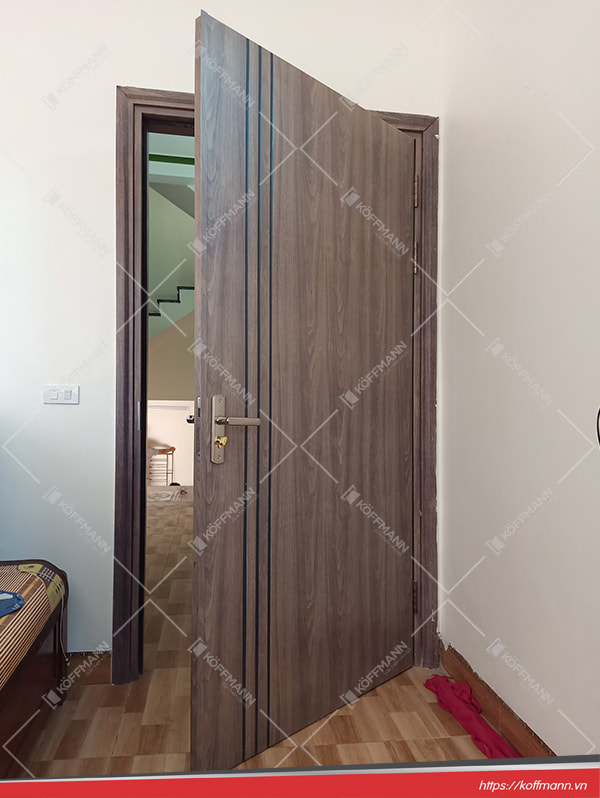 Cửa thép vân gỗ KG-1.08 4 cửa thép vân gỗ 1 cánh KG-1.08