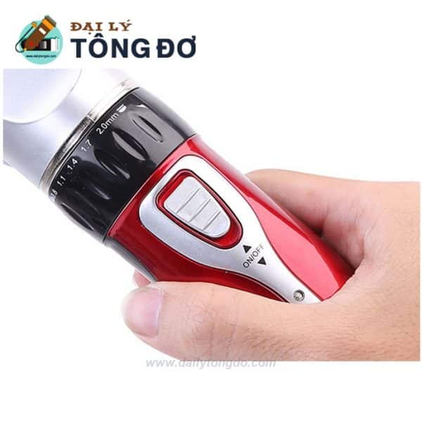 máy cắt tóc cầm tay