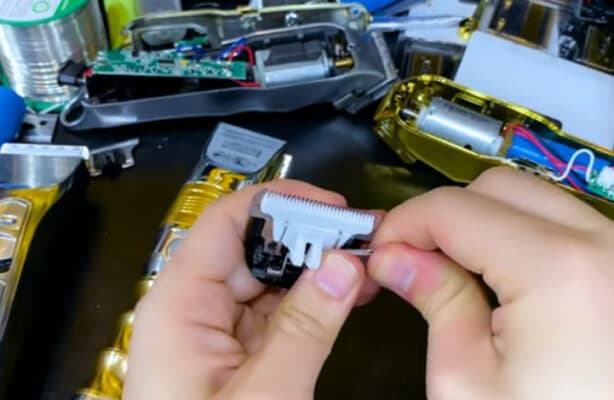 Cách chỉnh tông đơ cắt tóc Cách chỉnh tông đơ cắt tóc