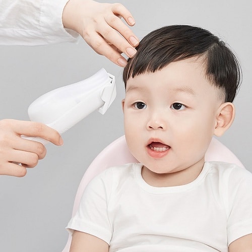 Có nên mua tông đơ cắt tóc cho bé