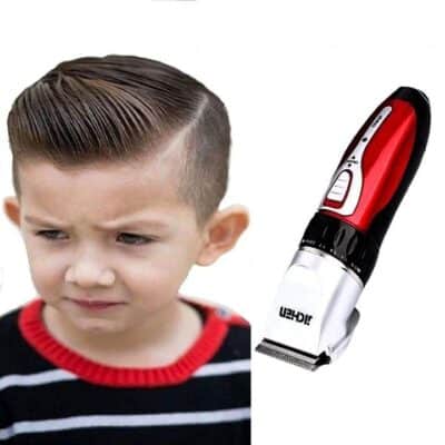 Tông đơ cắt tóc cho bé Jichen