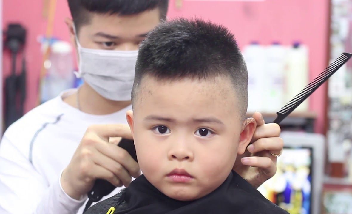 Tư vấn mua tông đơ cắt tóc cho bé: