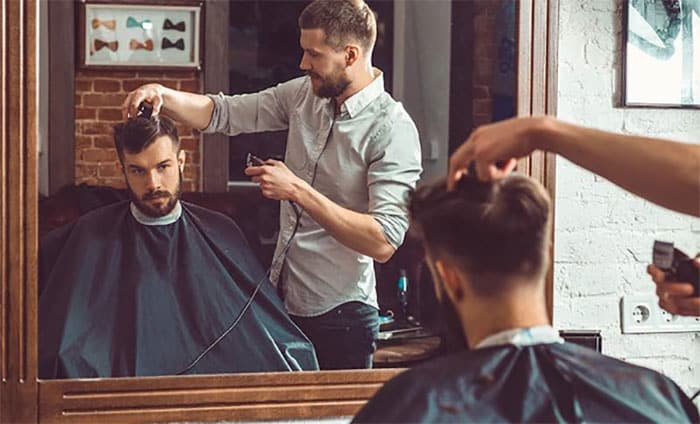 Những điều kiện để chọn mua tông đơ cắt tóc chất lượng và bền bỉ 65 - luong tho cat toc 2