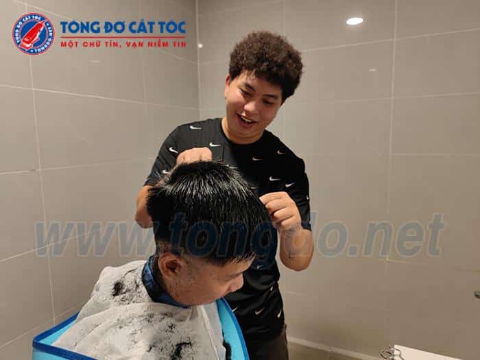 Tông đơ cắt tóc tại nhà loại nào tốt? Các tiêu chí để chọn lựa