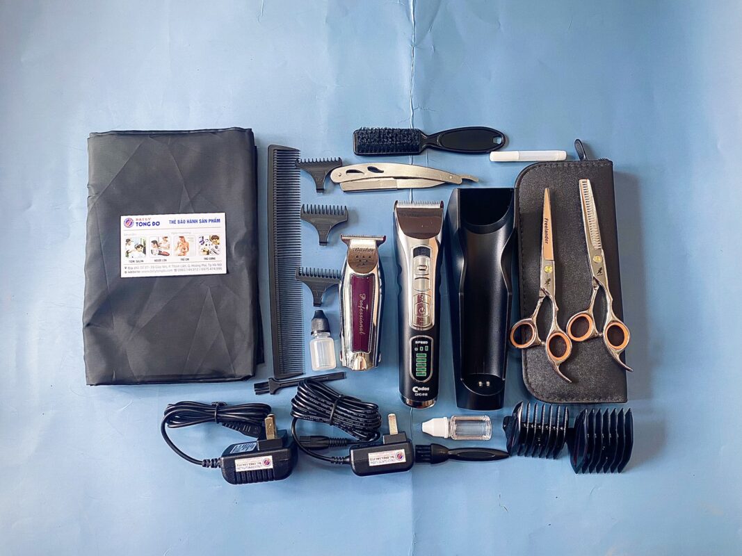 Combo tông đơ +codos 918+ baber 9220+ kéo cắt+ kéo tỉa+ dao cạo+ áo choàng+ lược+ bao da+chổi phủi 18 - z4411450943877 64f31a47acfbe498c13d8da9b1226911