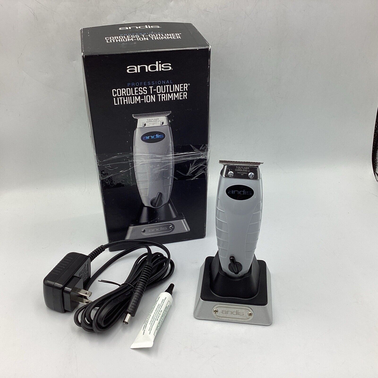 Andis Professional T-Outliner 1