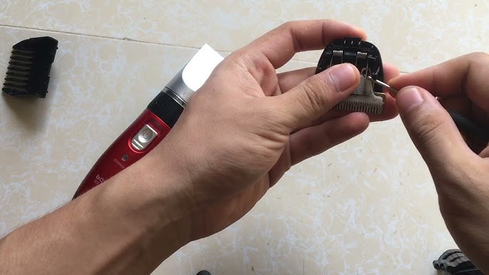Hướng dẫn vệ sinh tông đơ cắt tóc 