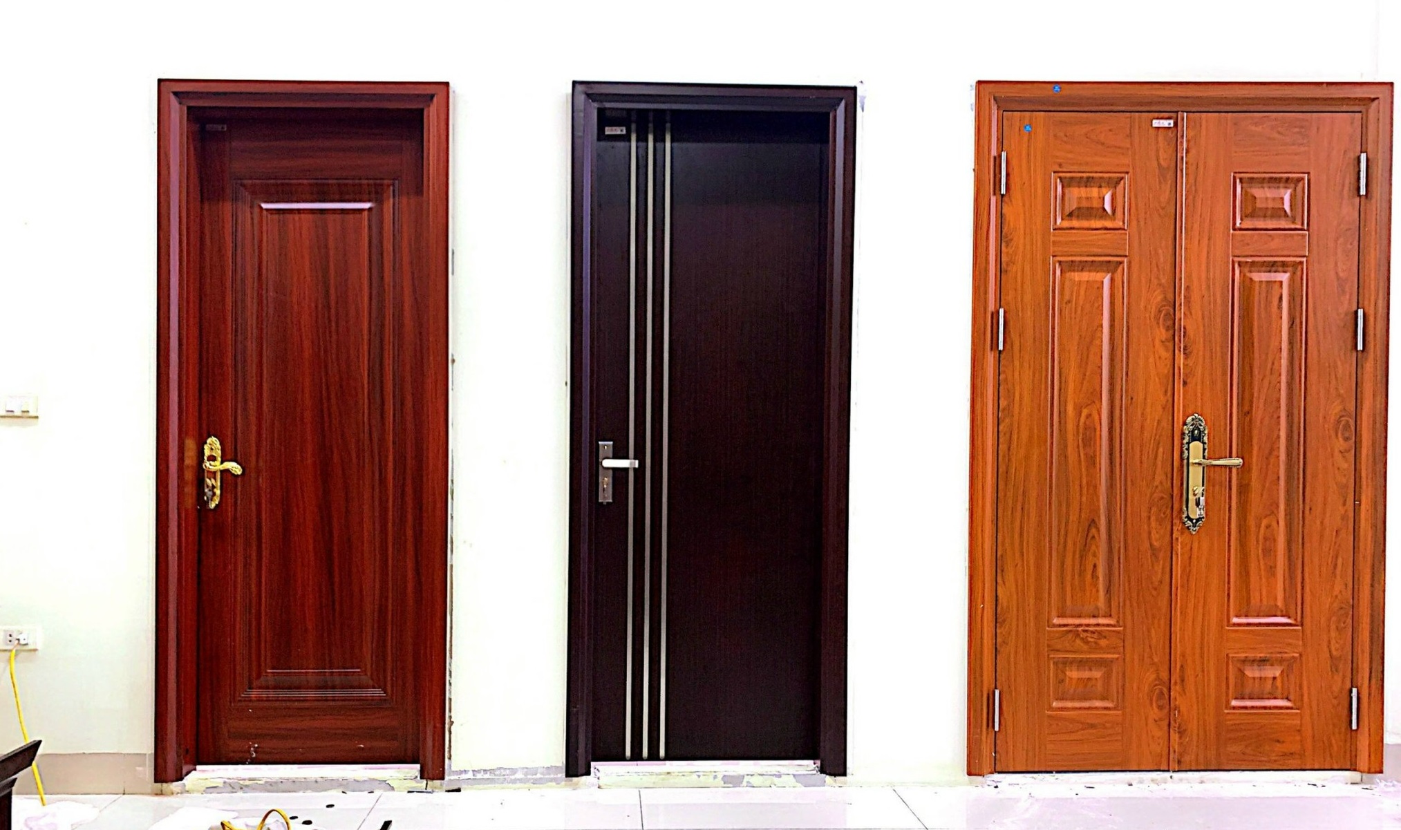 cửa thép vân gỗ