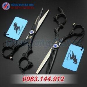 Bộ Kéo Feelander Thép Nhật Tay Rồng Cao Cấp (Tặng Kèm Bao Da Đựng Kéo Cao Cấp + 2 Lược Toniguy) 10 - kéo rồng đen1