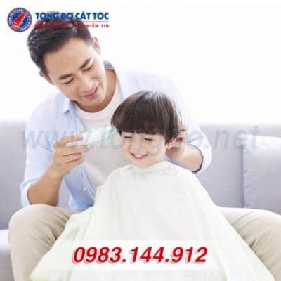 “ Mách mẹ ”mẹo giúp bé không sợ cắt tóc bằng tông đơ