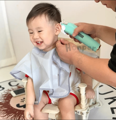 Tông Đơ Cắt Tóc Cho Bé: Lựa Chọn Thông Minh Để Chăm Sóc Mái Tóc Cho Con Yêu 18 - co nen mua tong do vcat toc sac pin cho be 1