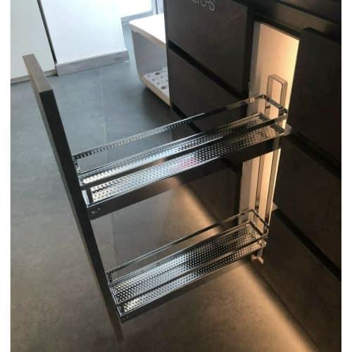 Ảnh thực tế bộ rổ kéo cho tủ bếp dưới Hafele 545.61.028