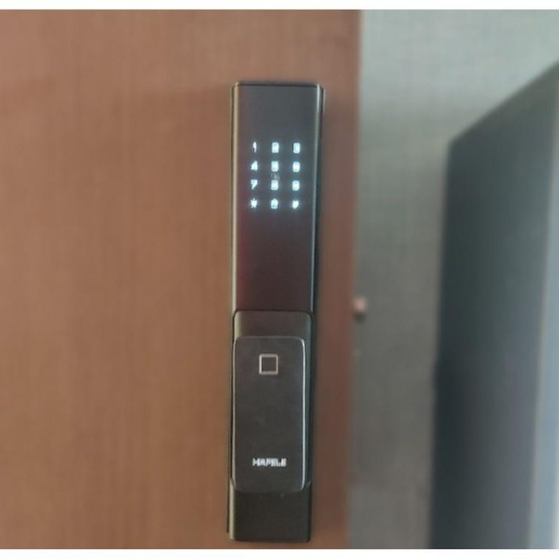 Ảnh thực tế Khóa cửa điện tử Hafele PP8100 912.05.697 Ảnh thực tế Khóa cửa điện tử Hafele PP8100 912.05.697