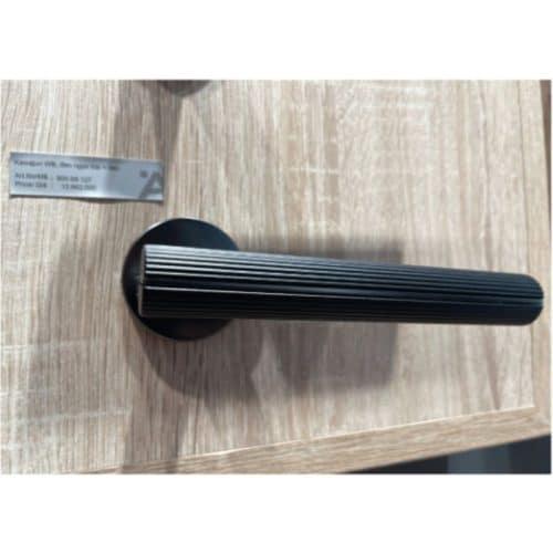 Tay nắm gạt có nắp che WB Hafele 900.99.127 3 Ảnh thực tế tay nắm gạt có nắp che WB Hafele 900.99.127